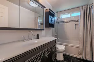 1920 Pinedale St, Medford, OR 97504 - Photo 19