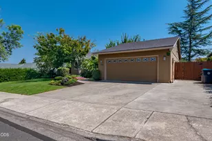 1920 Pinedale St, Medford, OR 97504 - Photo 3