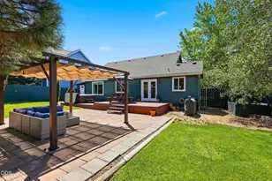 2736 NE Rainier Dr, Bend, OR 97701 - Photo 27