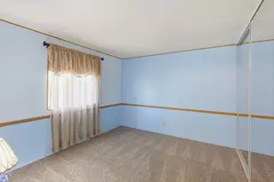 1055 N 5th St, Jacksonville, OR 97530 - Photo 11