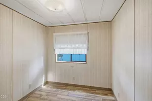 1055 N 5th St, Jacksonville, OR 97530 - Photo 13