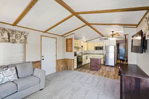 1055 N 5th St, Jacksonville, OR 97530 - Photo 9