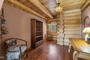 65155 Smokey Ridge Rd, Bend, OR 97703 - Photo 15