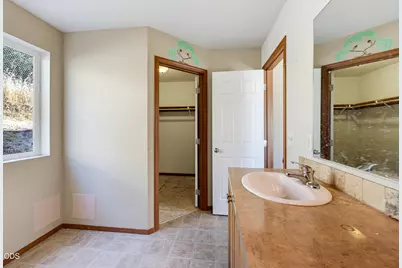 875 Jacoby Street, Gold Hill, OR 97525 - Photo 7