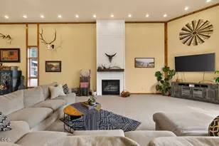 9110 Ben Kerns Rd, Klamath Falls, OR 97601 - Photo 13