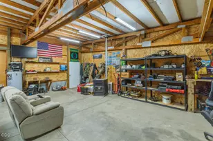 9110 Ben Kerns Rd, Klamath Falls, OR 97601 - Photo 71