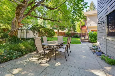 1075 Anglers Place, Shady Cove, OR 97539 - Photo 45