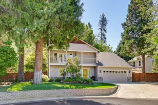 1075 Anglers Pl, Shady Cove, OR 97539 - Photo 3