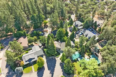 1075 Anglers Place, Shady Cove, OR 97539 - Photo 65