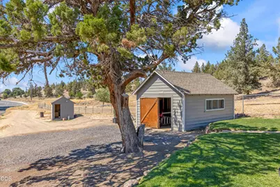 2251 NE Laughlin Road, Prineville, OR 97754 - Photo 21