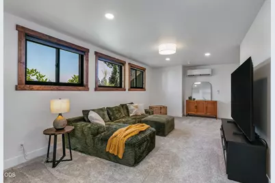 62215 Byram Court, Bend, OR 97701 - Photo 29