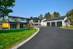 62215 Byram Ct, Bend, OR 97701 - Photo 35