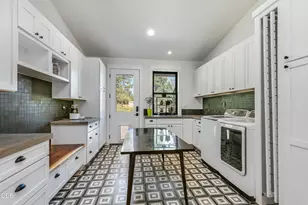 62215 Byram Ct, Bend, OR 97701 - Photo 23