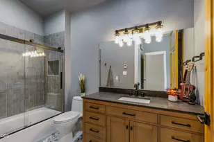 62215 Byram Ct, Bend, OR 97701 - Photo 19