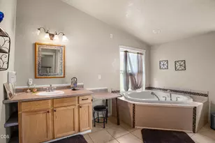 1320 Covina Ave, Medford, OR 97504 - Photo 49