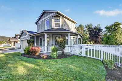 207 Maxwell Place, Central Point, OR 97502 - Photo 3