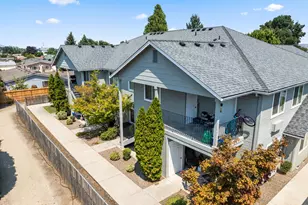 501 Briarwood Dr, Central Point, OR 97502 - Photo 23
