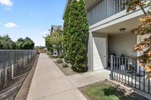 501 Briarwood Dr, Central Point, OR 97502 - Photo 25