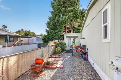3431 S Pacific Highway #SPC 105, Medford, OR 97501 - Photo 23