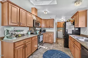 3431 S Pacific Hwy, Medford, OR 97501 - Photo 3