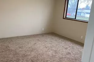 200 Clover Ln, Medford, OR 97501 - Photo 19