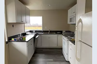200 Clover Lane, Medford, OR 97501 - Photo 11