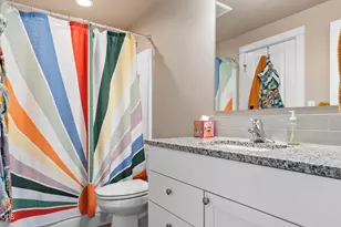 3230 NW 9th St, Redmond, OR 97756 - Photo 9