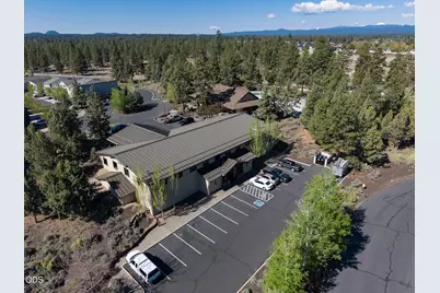 61101 SE Sydney Harbor Drive, Bend, OR 97702 - Photo 47