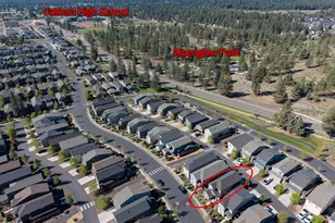 61101 SE Sydney Harbor Dr, Bend, OR 97702 - Photo 5