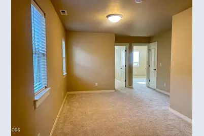 61101 SE Sydney Harbor Drive, Bend, OR 97702 - Photo 17