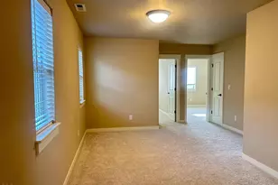 61101 SE Sydney Harbor Dr, Bend, OR 97702 - Photo 17