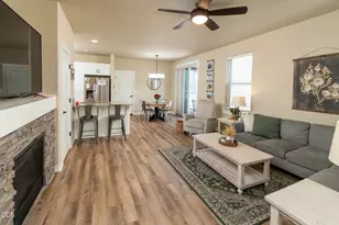 61101 SE Sydney Harbor Dr, Bend, OR 97702 - Photo 7