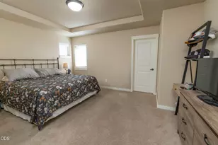 61101 SE Sydney Harbor Dr, Bend, OR 97702 - Photo 19