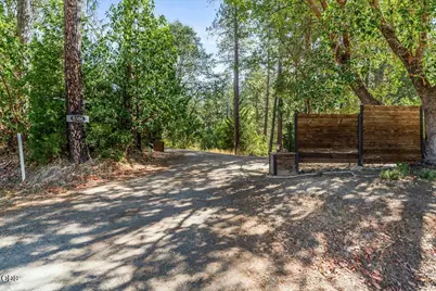 [Address not provided], Grants Pass, OR 97526 - Photo 23