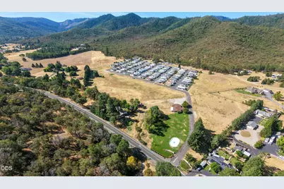 8401 Old Stage Road #UNIT 53, Central Point, OR 97502 - Photo 35