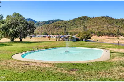 8401 Old Stage Road #UNIT 53, Central Point, OR 97502 - Photo 43