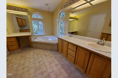 862 Autumn Lane, Glendale, OR 97442 - Photo 15
