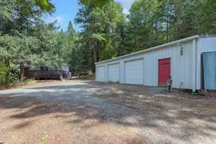 862 Autumn Ln, Glendale, OR 97442 - Photo 39