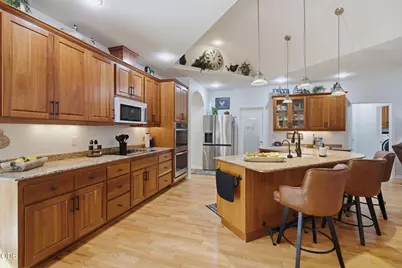 109 NW Fall Run Drive, Grants Pass, OR 97526 - Photo 13