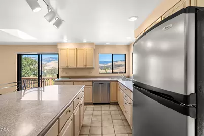 3404 Siskiyou Boulevard, Ashland, OR 97520 - Photo 11