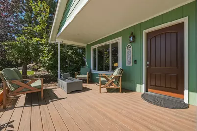 2813 NE North Pilot Butte Drive, Bend, OR 97701 - Photo 13