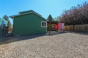 2813 NE N Pilot Butte Dr, Bend, OR 97701 - Photo 25