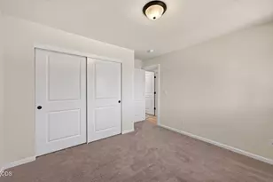 61212 Brittle Bush St, Bend, OR 97702 - Photo 33