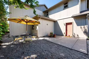61212 Brittle Bush St, Bend, OR 97702 - Photo 41