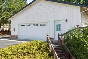 627 Carriage Rd, Grants Pass, OR 97526 - Photo 47