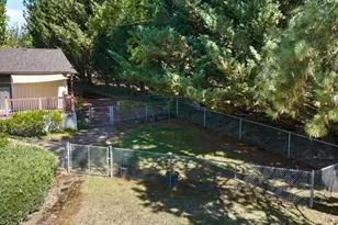 627 Carriage Rd, Grants Pass, OR 97526 - Photo 45