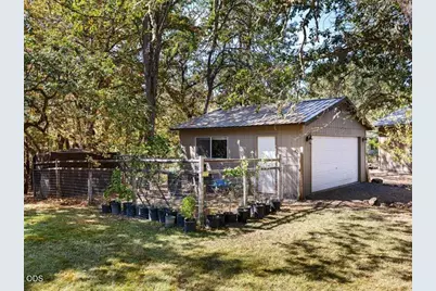 627 Carriage Road, Grants Pass, OR 97526 - Photo 37