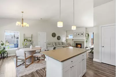 61420 SE Lana Way, Bend, OR 97702 - Photo 13