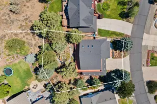 20780 Mira Cir, Bend, OR 97703 - Photo 3