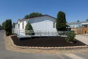 4647 Winter Ave, Klamath Falls, OR 97603 - Photo 5